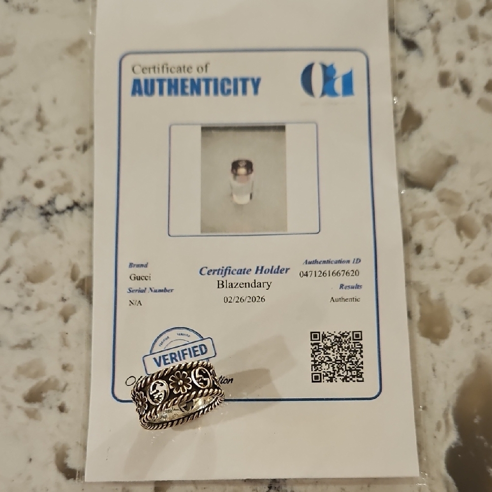 Gucci Intricate 925 Sterling Silver Floral Ring With COA 10G (size 5 1/4)